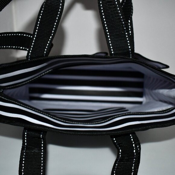 Rocket Pocket Tote MEDIUM Tote Bag in Fleetwood Black NWT - Picture 2 of 6